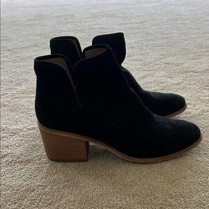Hinge Black Suede Ankle Boots